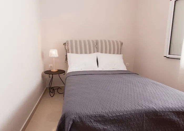 A Perfect Summer Destination Next To The Sea